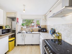 KITCHEN- click for photo gallery